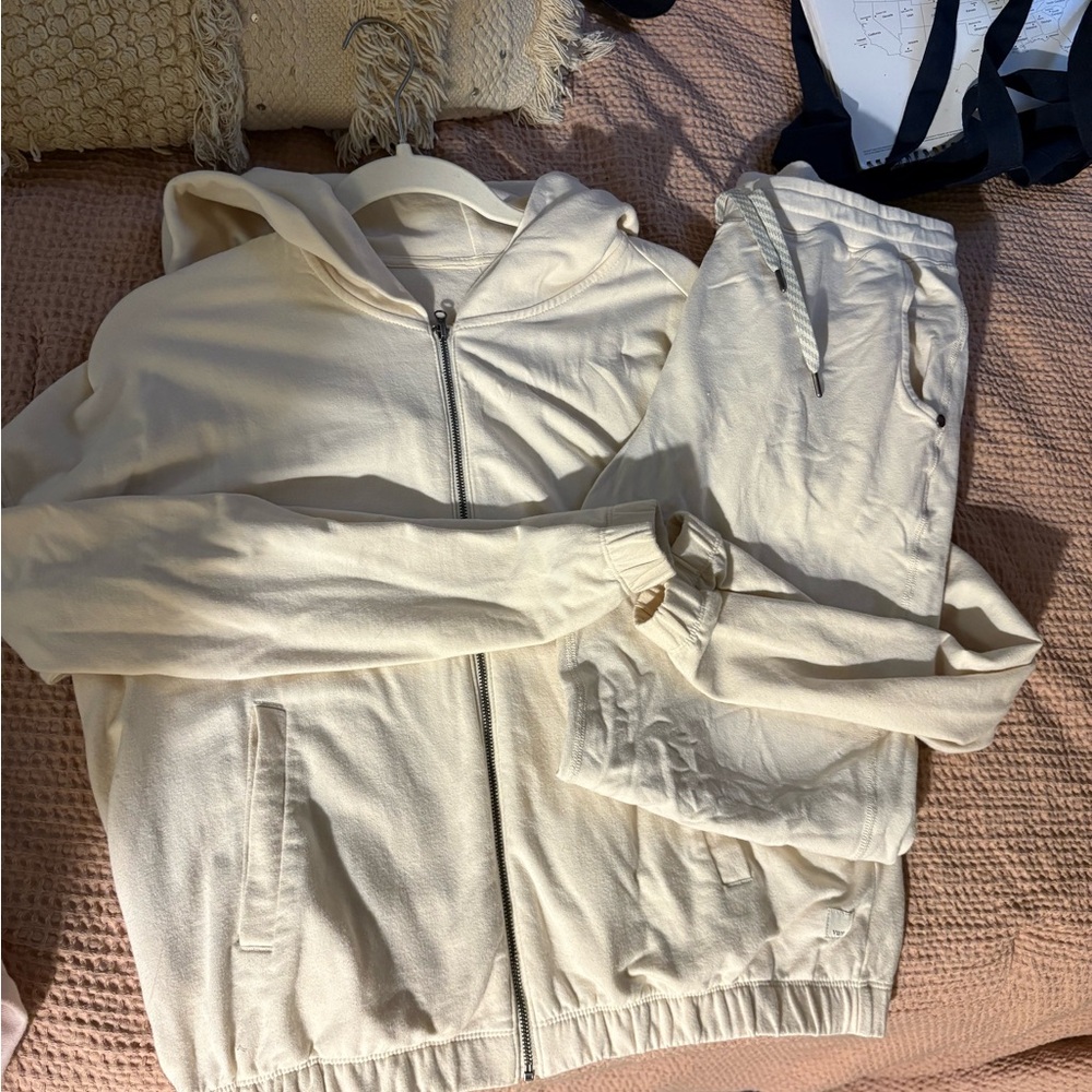 Cream Hoodie and Joggers Set Vuori